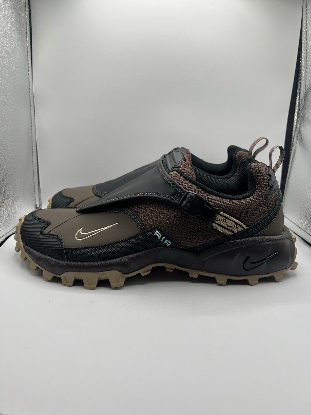 Nike ACG Phassad “Ironstone and Black” size 9.5 men’s